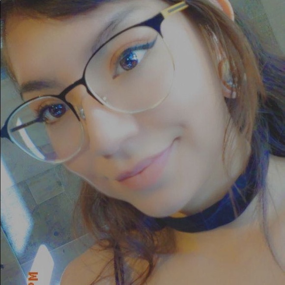 Meet your Posher, Marjorie - Picture 2 of 2